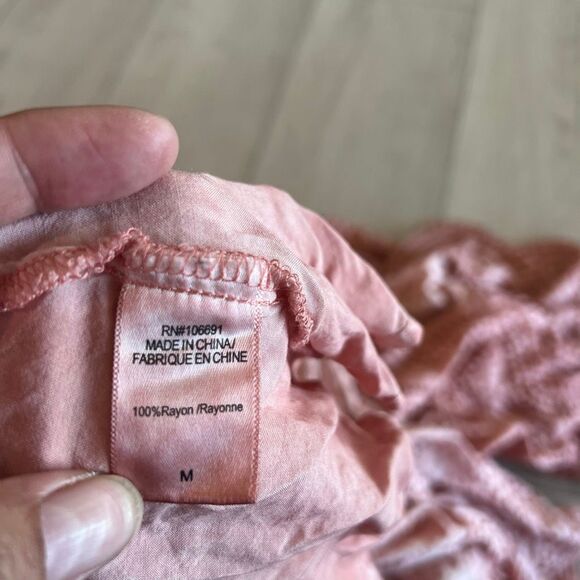 YFB Young Fabulous & Broke Costa Eyelet Tie Dye Pink High-Low Maxi Dress size M - Picture 8 of 8